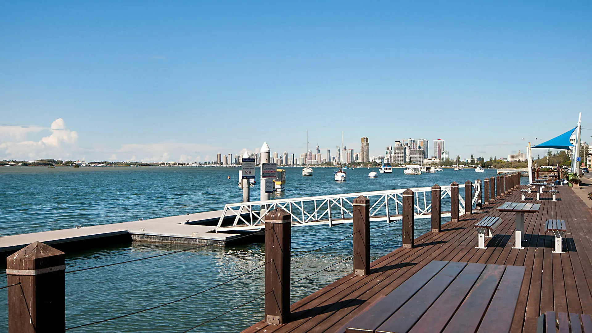 ****  Sandcastles On The Broadwater Aparthotel Gold Coast Australia